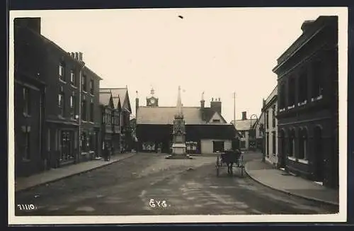 AK Eye, Street with Shops