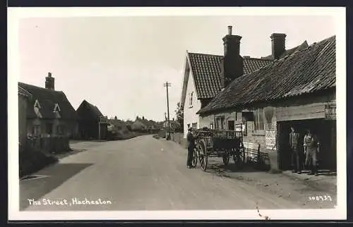 AK Hacheston, The Street