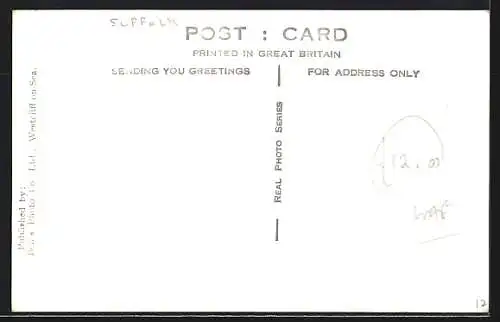 AK Hacheston, The Street