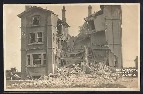AK Lowestoft, House after Bombardment