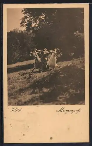 AK Junge Frauen tanzen den Morgengruss