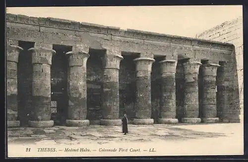 AK Thebes, Medinet Habu, Colonnade First Court