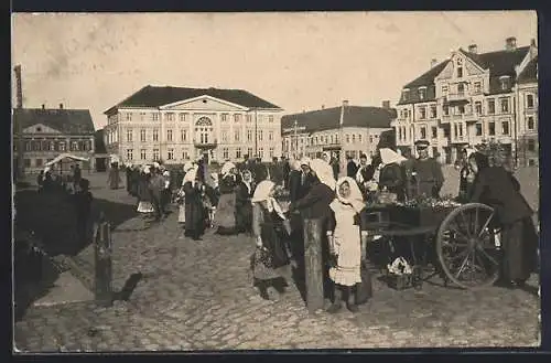 AK Mitau, Markt, Händlerinnen auf dem Wochenmarkt