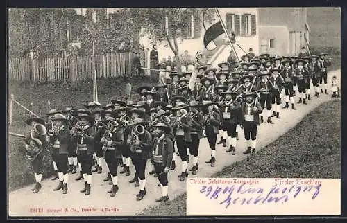 AK Tiroler Schützen-Kompagnie, Tiroler Trachten