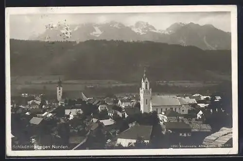 AK Schladming, Ortsansicht gegen Norden mit Bergpanorama
