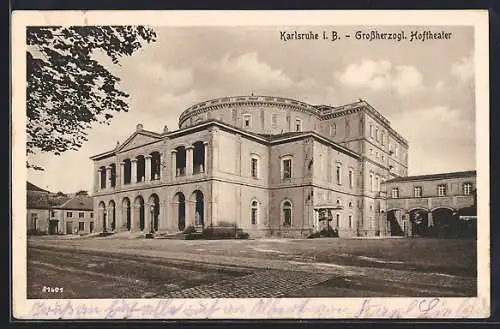 AK Karlsruhe i. B., Partie am Grossherzogl. Hoftheater