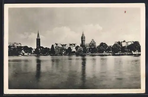 AK Berlin-Köpenick, Teilansicht vom Wasser aus