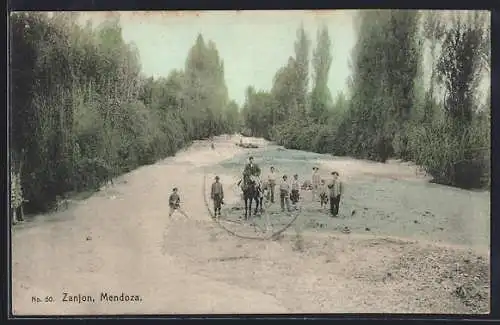 AK Zanjon /Mendoza, Kindergruppe mit Reiter