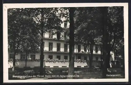 AK Berlin, Staatskrankenhaus der Polizei, Scharnhorststrasse 13, Gartenansicht