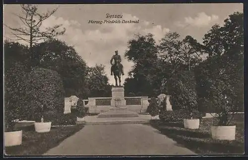 AK Dessau, Herzog Friedrich Denkmal