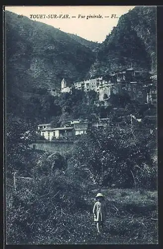 AK Touët-sur-Var, Vue générale du village pittoresque dans la montagne