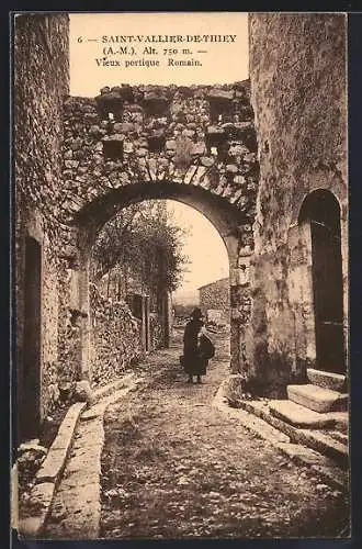 AK Saint-Vallier-de-Thiey, Vieux portique Romain