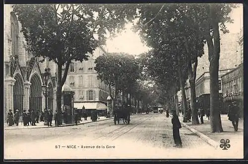 AK Nice, Avenue de la Gare avec passants et arbres ombragés
