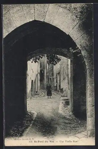 AK St-Paul du Var, Une Vieille Rue