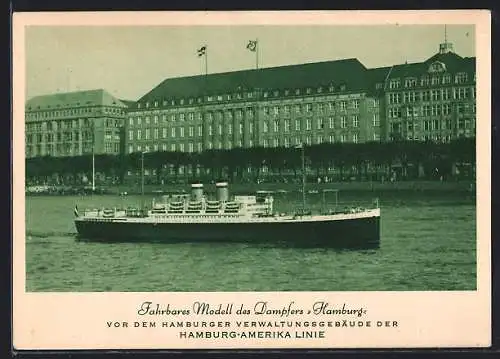 AK Hamburg, Fahrbares Modell der Dampfers Hamburg vor dem Verwaltungsgebäude der Hamburg Amerika Linie