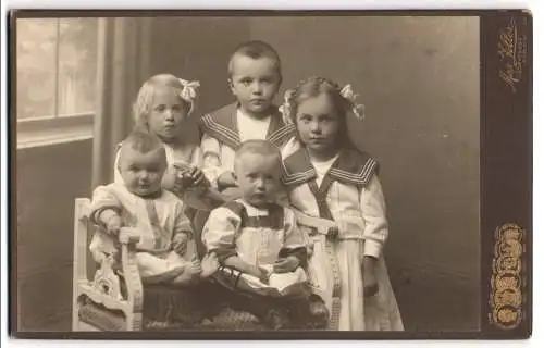 Fotografie Max Zeller, Göppingen, niedliche Kinder mit Eduard und Käthie Völkers