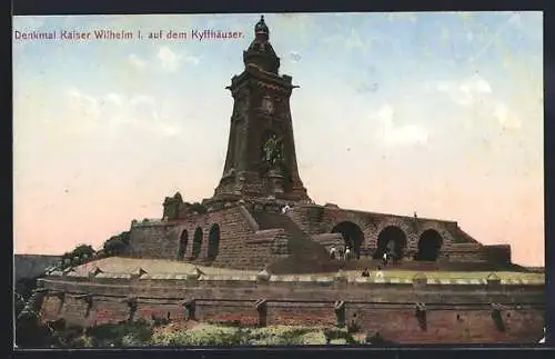 AK Kyffhäuser, Kaiser Wilhelm-Denkmal mit Besuchern