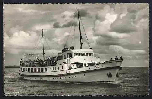 AK Passagierschiff Frisia II in Fahrt