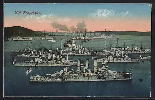 AK Kiel, Kriegsschiffe im Kriegshafen