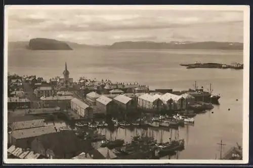 AK Hammerfest, Ortsansicht mit Hafen aus der Vogelschau