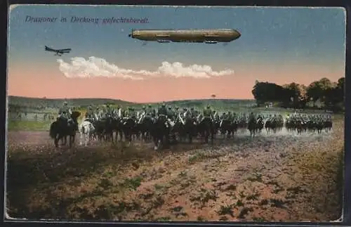 AK Dragoner in Deckung gefechtsbereit, Zeppelin am Horizont