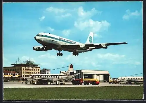 AK Stuttgart, Pan-Am Verkehrsflugzeug landet auf dem Flughafen