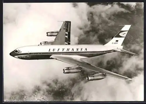 AK Boeing Jet 720B der Lufthansa über den Wolken