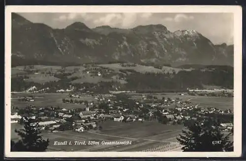 AK Kundl i. Tirol, Totalansicht mit Bergpanorama