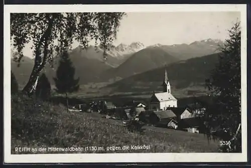 AK Reith a.d. Mittenwaldbahn, Ortsansicht gegen die Kalkkögl