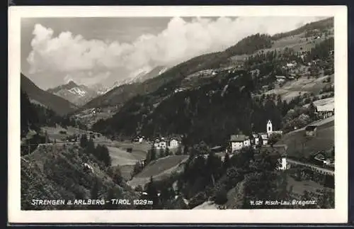AK Strengen a. Arlberg, Totalansicht mit Umgebung aus der Vogelschau