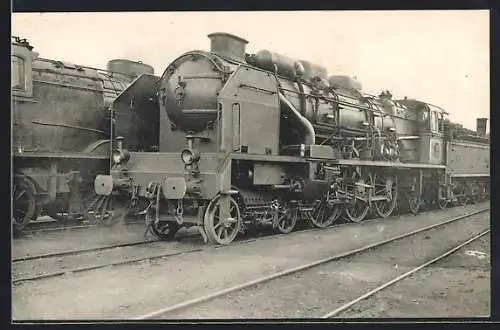 AK französische Eisenbahn auf einem Abstellgleis
