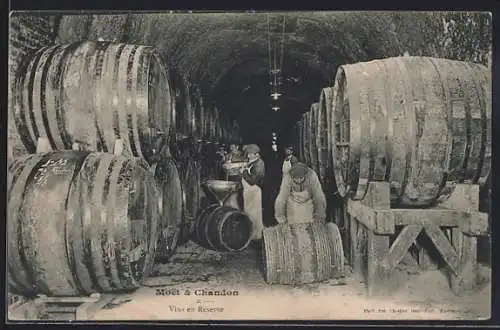 AK Epernay, Maison Moet & Chandon, Vins en Réserve, Wein- und Champagnerherstellung