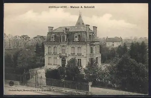 AK Arcis-sur-Aube, Maison A. Schmidt et son jardin élégant
