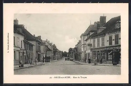 AK Arcis-sur-Aube, Rue de Troyes