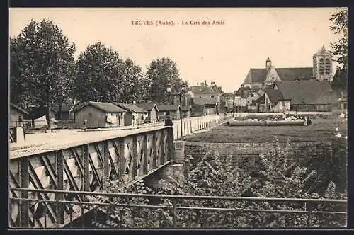 AK Troyes, La Cité des Amis