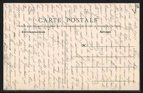 AK Piney, Avenue de la Gare avec bâtiments et passants