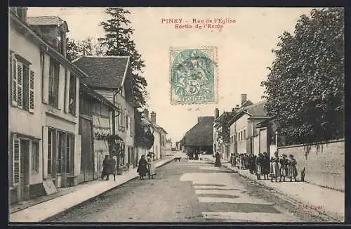AK Piney, Rue de l`Église, Sortie de l`École