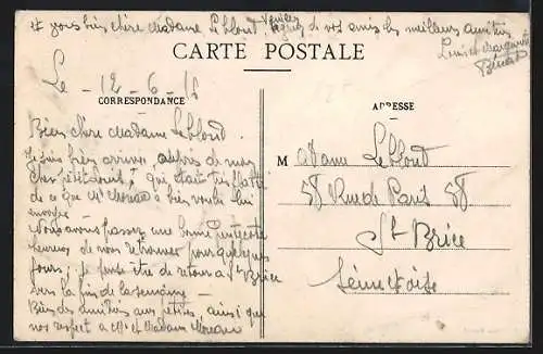 AK Piney, Rue de la Chapelle avec magasin de mercerie et passants