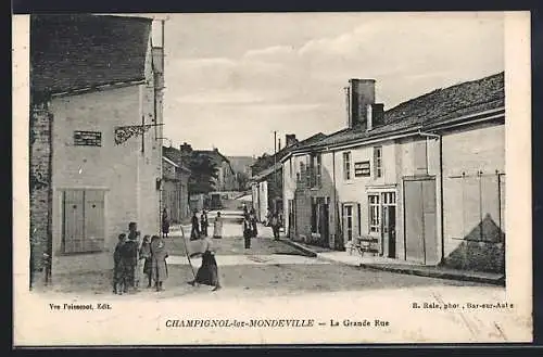 AK Champignol-lez-Mondeville, La Grande Rue