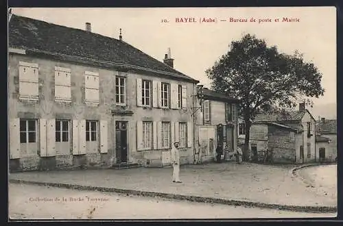 AK Bayel, Bureau de poste et Mairie