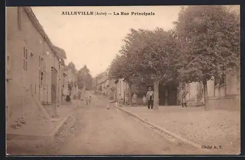AK Ailleville, La Rue Principale animée avec passants et arbres