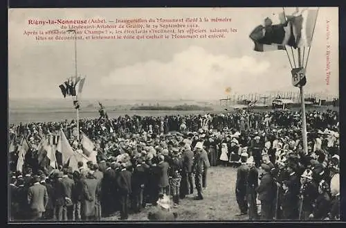 AK Rigny-la-Nonneuse, Inauguration du Monument à la mémoire du Lieutenant-Aviateur de Grailly, 1913