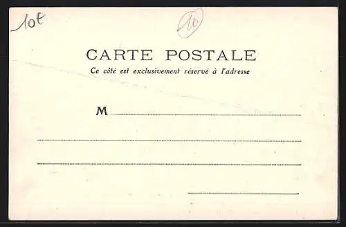 AK Plancy, Place de la Halle avec passants et bâtiments historiques