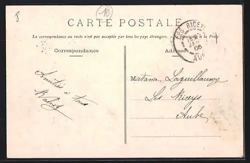 AK Bar-sur-Aube, Rue Nationale animée avec passants et bâtiments historiques