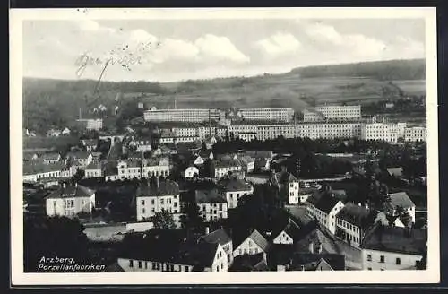 AK Arzberg, Porzellanfabriken mit Strassenpartie
