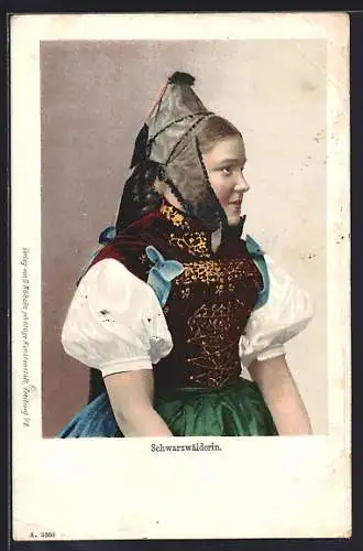 AK Junge Schwarzwälderin in Volkstracht