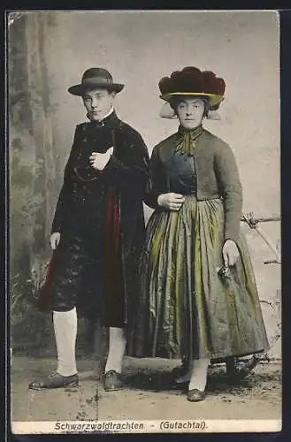 AK Gutachtal, Paar in Schwarzwälder Tracht