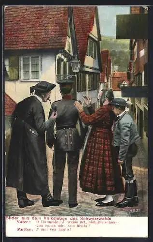AK Familie in Schwarzwälder Tracht und schmucker Soldat, Strassenszene