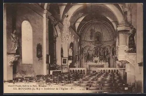 AK Mougins, Intérieur de l`Église