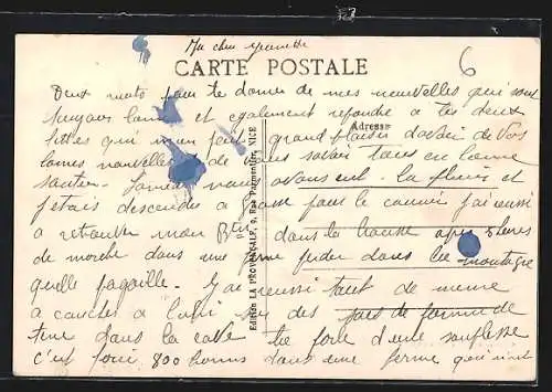 AK Mouans-Sartoux, Vue générale du village et des champs environnants